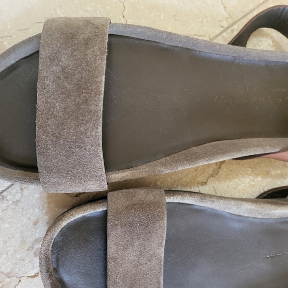 Spell and The Gypsy Collective olive sandals - Picture 9 of 9